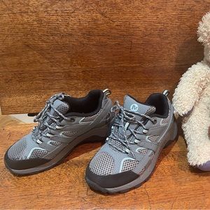 Boys Merrell hiking shoes.  3M.